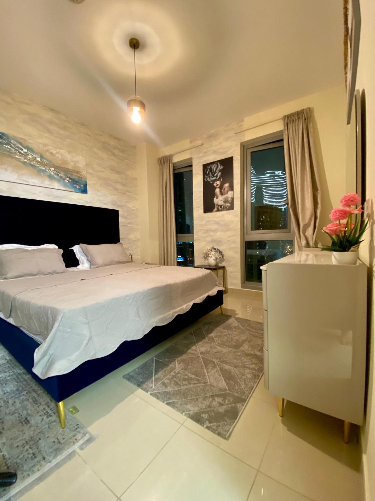 Standpoint Tower Apartment Opposite Burj Khalifa 迪拜 外观 照片